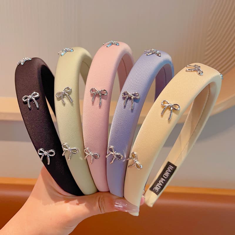 ヘアアクセサリー リボンモチーフ ふんわりカチューシャ