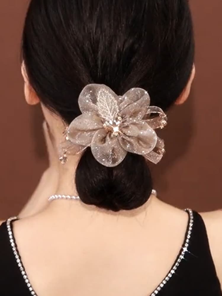 ヘアアクセサリー シュシュ 花びら輝きシュシュ