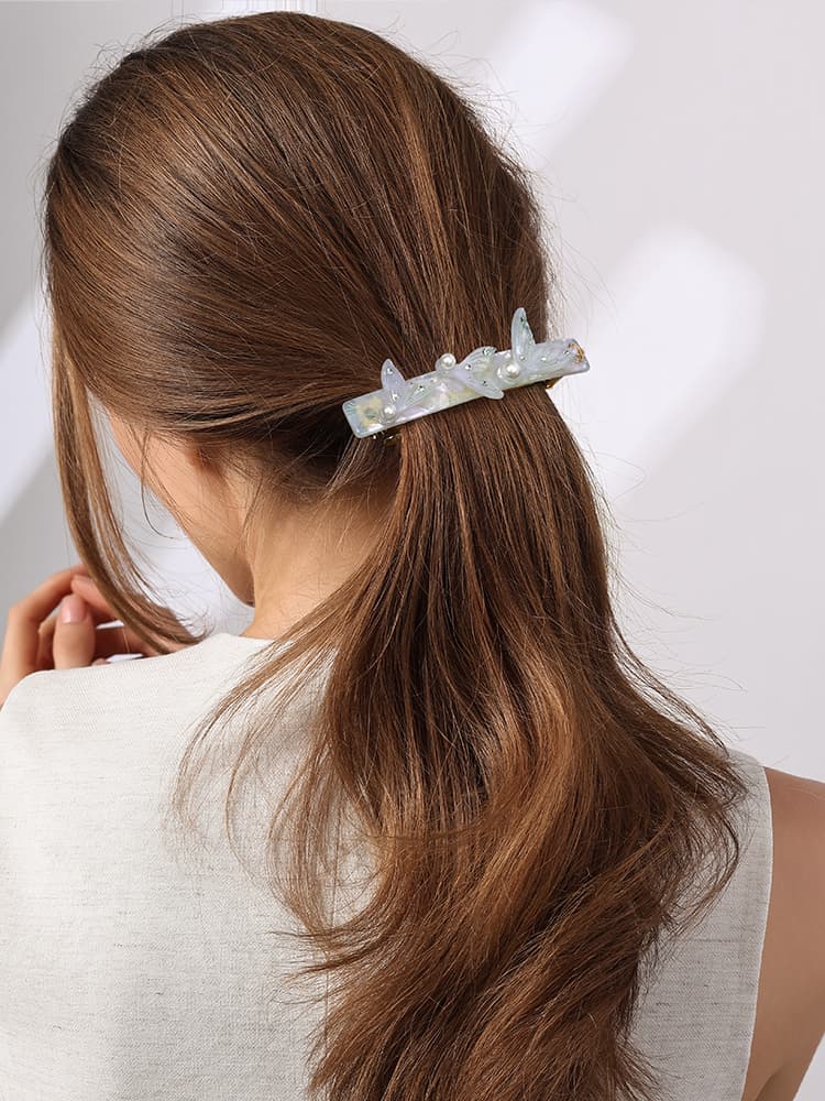 ヘアアクセサリー バレッタ 真珠の煌めき 透明感バレッタ
