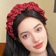 ヘアアクセサリー カチューシャ 贅沢フリルサテン