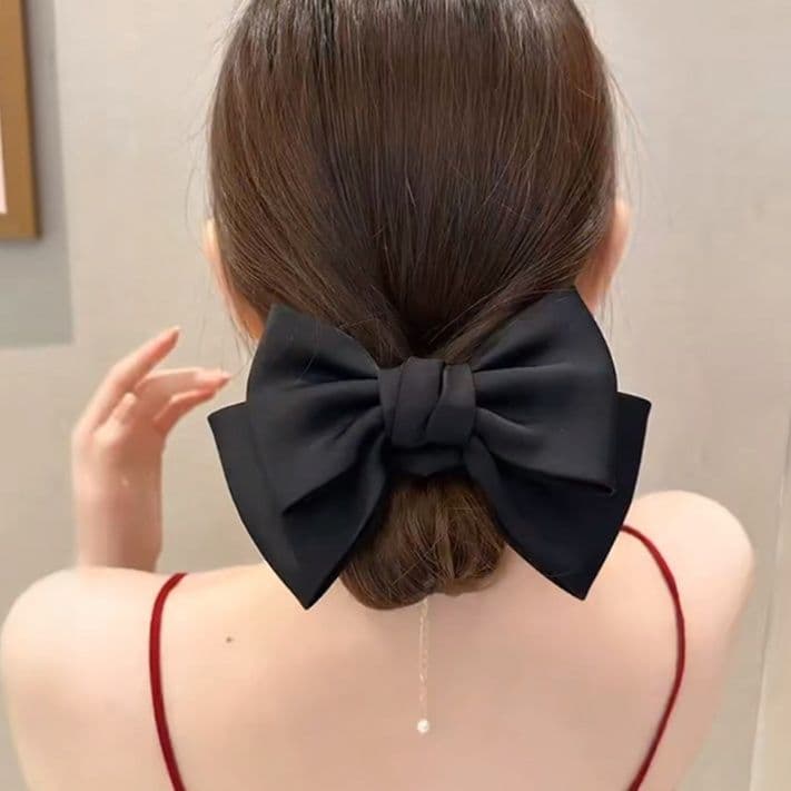 ヘアアクセサリー シュシュ 優雅なリボン型髪飾り