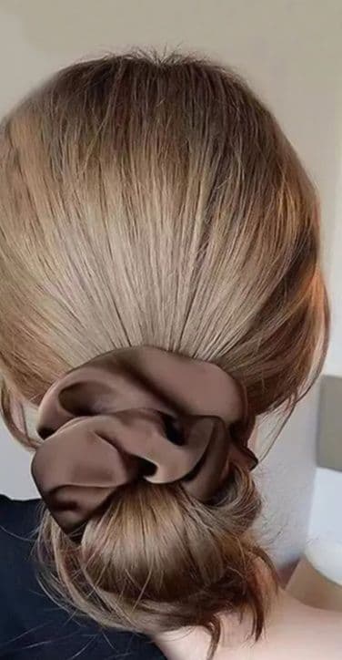 ヘアアクセサリー シュシュ なめらかシルエット光沢シュシュ