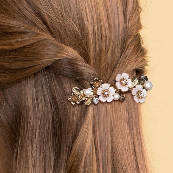 ヘアアクセサリー バレッタ 花園の調べ 真珠飾りバレッタ
