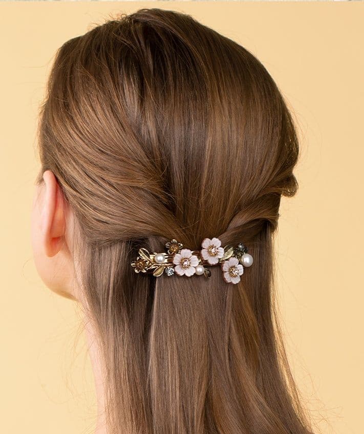 ヘアアクセサリー バレッタ 花園の調べ 真珠飾りバレッタ