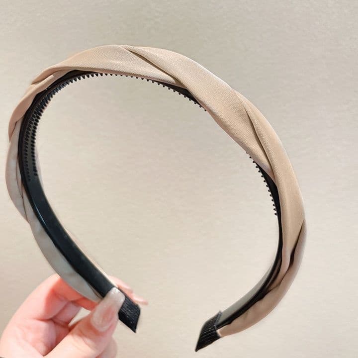 ヘアアクセサリー カチューシャ 編み込みスリム