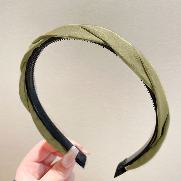 ヘアアクセサリー カチューシャ 編み込みスリム