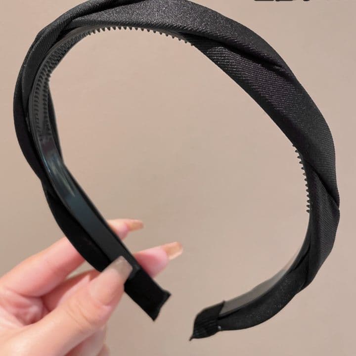 ヘアアクセサリー カチューシャ 編み込みスリム