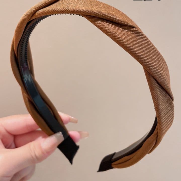 ヘアアクセサリー カチューシャ 編み込みスリム