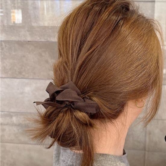 ヘアアクセサリー シュシュ 優雅リボン