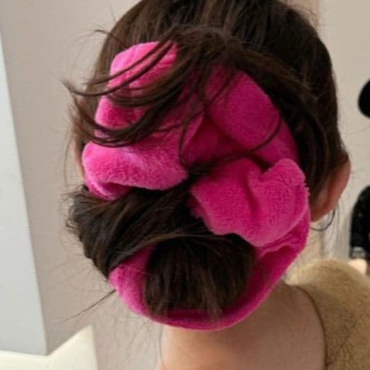ヘアアクセサリー シュシュ もこもこ包み込み