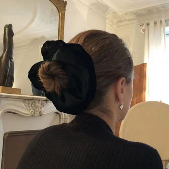 ヘアアクセサリー シュシュ 上品ベルベット