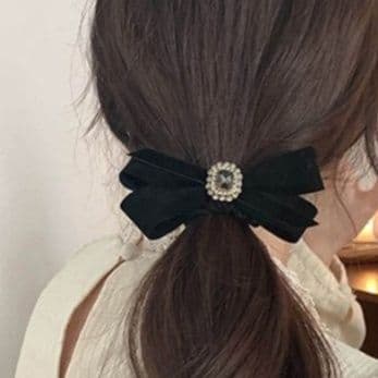 ヘアアクセサリー シュシュ 宝石リボン