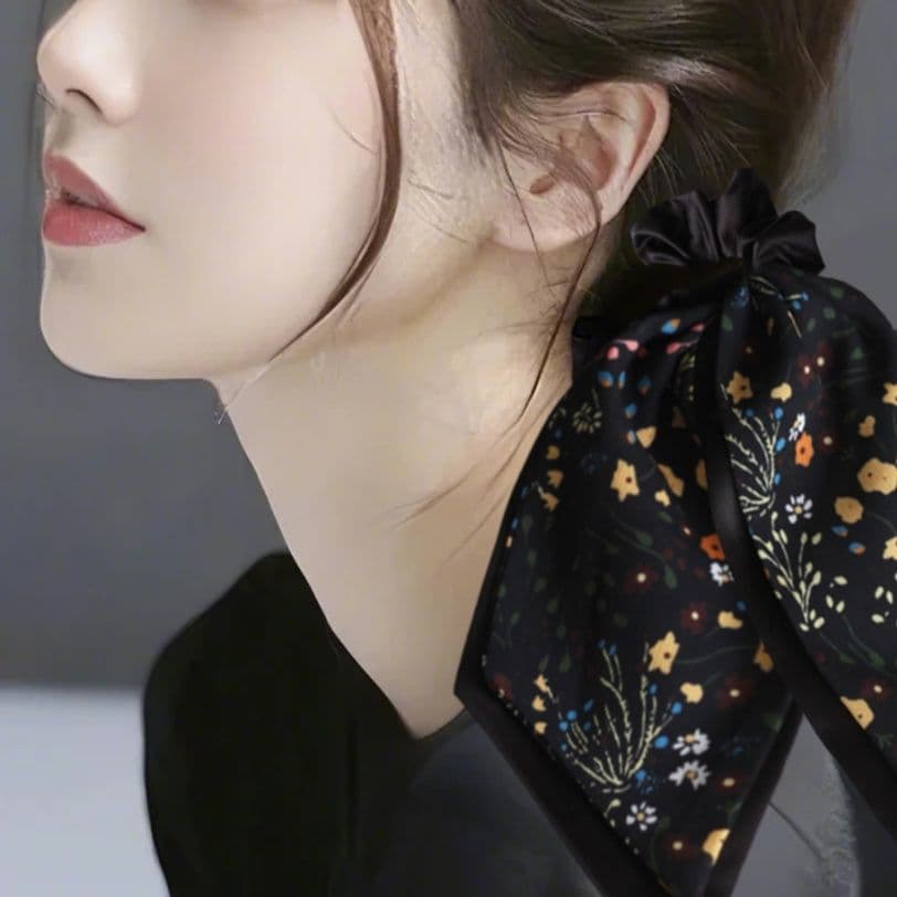 ヘアアクセサリー シュシュ 絹のリボン