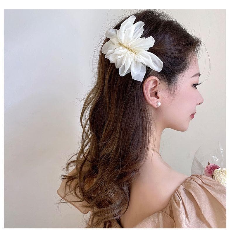 ヘアアクセサリー シフォン花びら華やかバレッタ