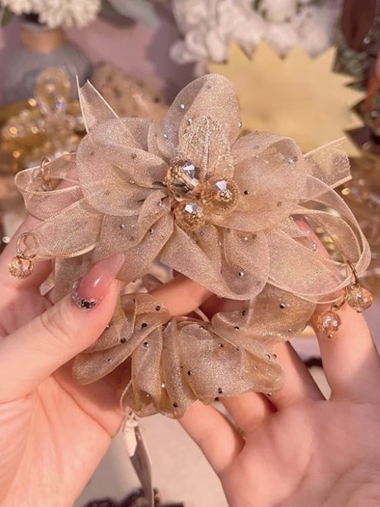 ヘアアクセサリー シュシュ 花びら輝きシュシュ
