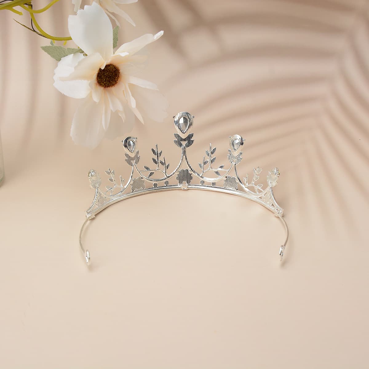 ヘアアクセサリー 王冠風ティアラカチューシャ