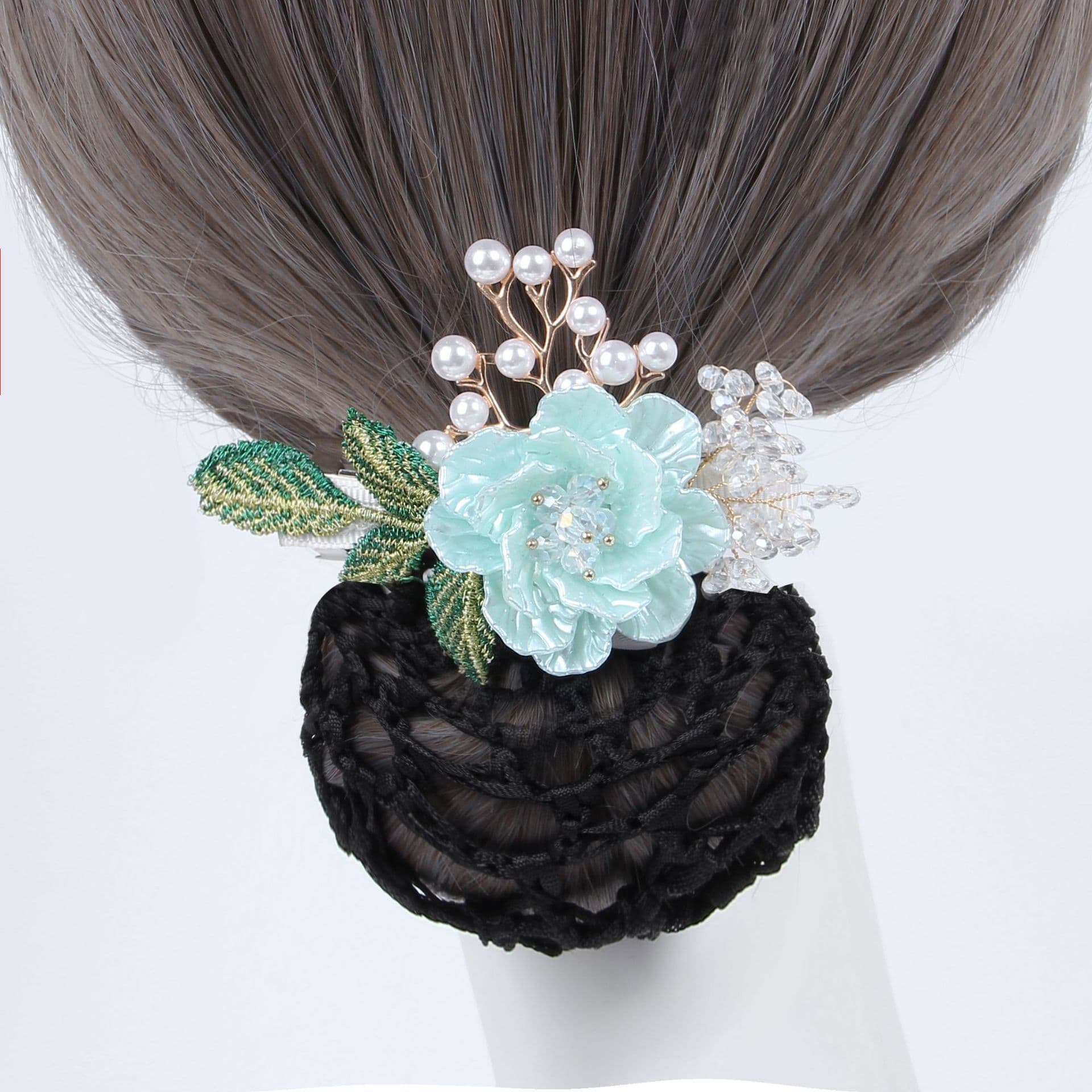 ヘアアクセサリー 華やか花飾り真珠付き編み込みバレッタ