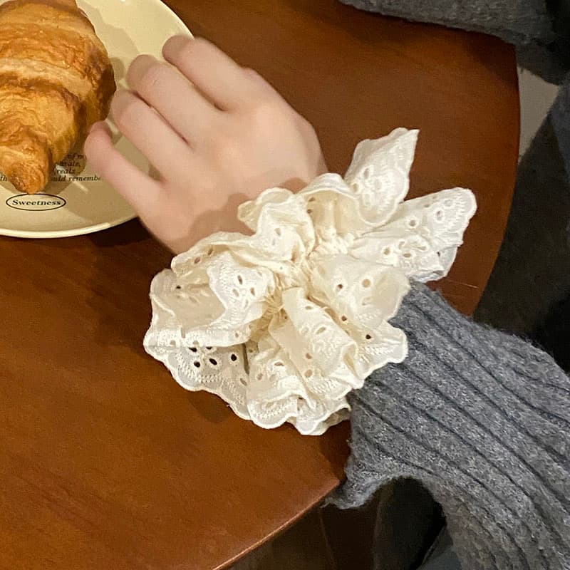 ヘアアクセサリー シュシュ 花みやびレース刺繍
