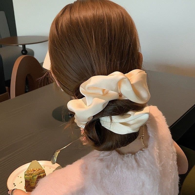 ヘアアクセサリー シュシュ しっとり光沢感シルキーシュシュ