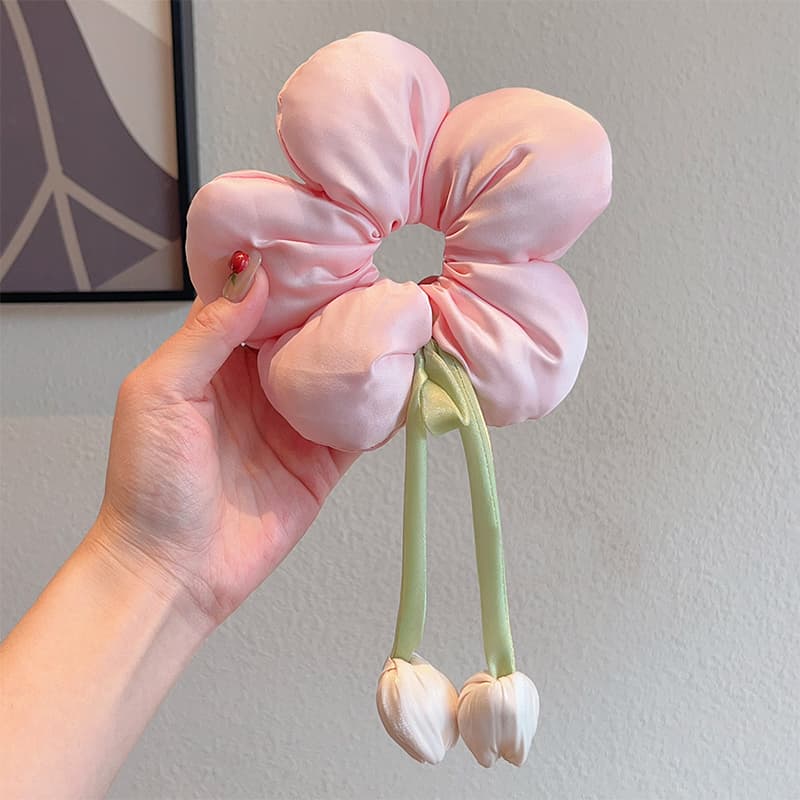 ヘアアクセサリー シュシュ 花びら舞うお姫様