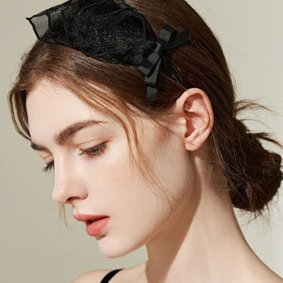 ヘアアクセサリー カチューシャ 編み込みリボン付き