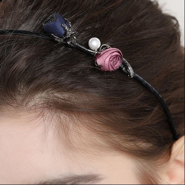 ヘアアクセサリー カチューシャ 宝石の花飾りカチューシャ