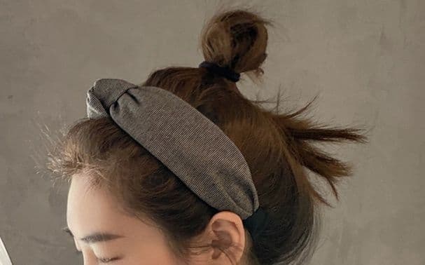 ヘアアクセサリー カチューシャ クラシック結び目カチューシャ