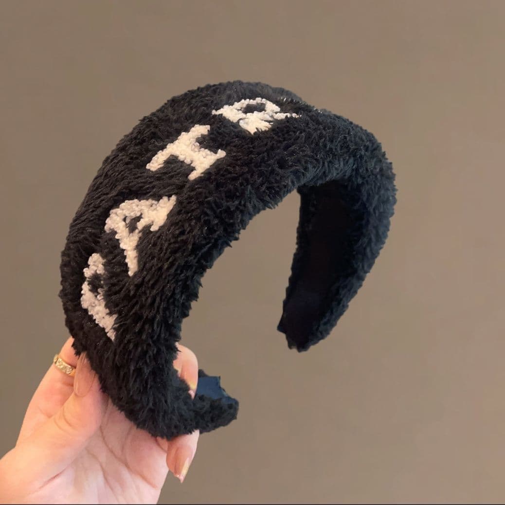 ヘアアクセサリー カチューシャ もこもこ文字入りカチューシャ