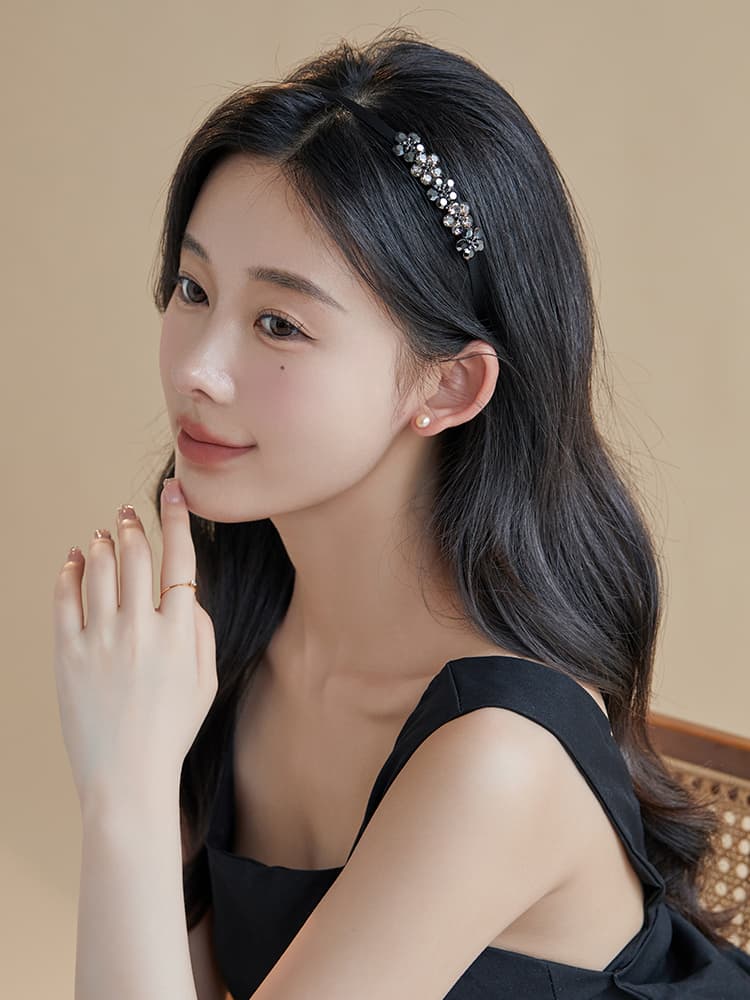 ヘアアクセサリー カチューシャ 煌めき宝石のスリムカチューシャ