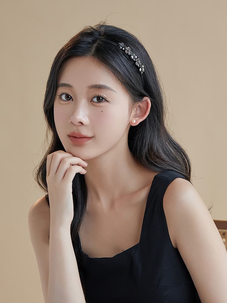 ヘアアクセサリー カチューシャ 煌めき宝石のスリムカチューシャ