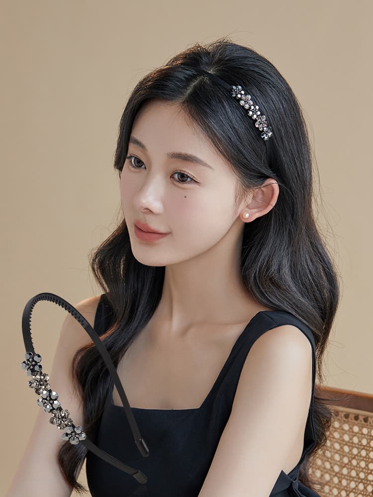 ヘアアクセサリー カチューシャ 煌めき宝石のスリムカチューシャ